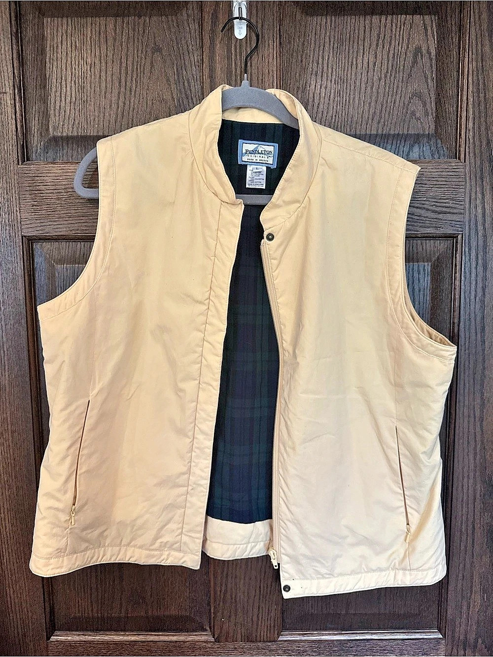 Pendleton Butter yellow Vest with Green and Blue plaid lining Size Large